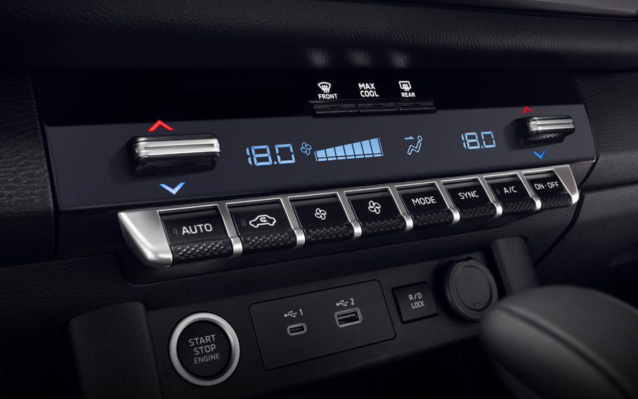 Cụm điều khiển điều hòa tự động All-New Triton